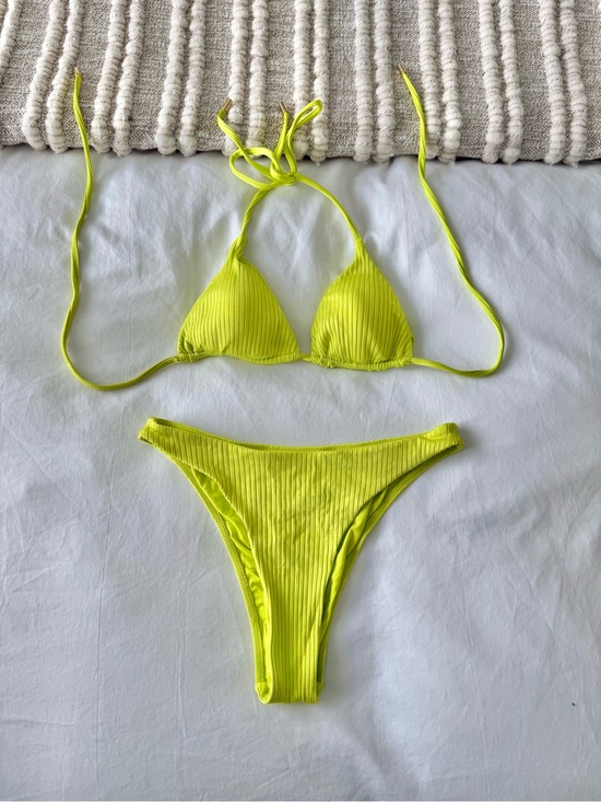 Monday Swimwear Other - Monday Swimwear Zest Bikini - Palma Top Size Medium - Tamarama Bottom Size Small